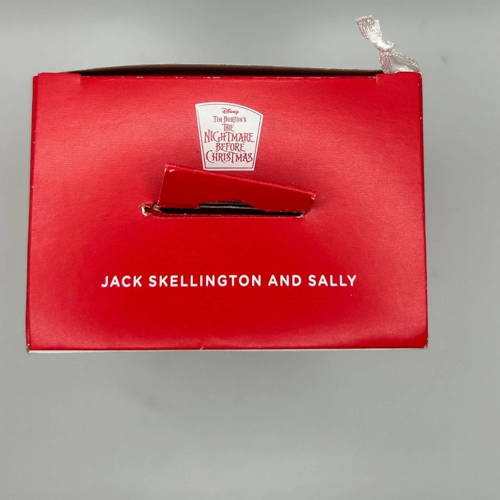 Hallmark‎ Disney Jack Skellington & Sally Christmas Tree Ornament #134